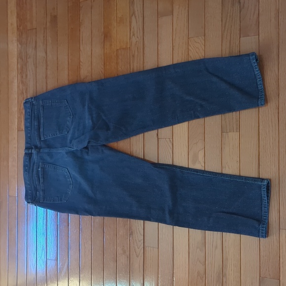 Banana Republic Blue Jeans Faded. Slim Fit. Size 33" x 30 (Like New) - Picture 6 of 9